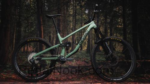 Devinci Troy LT specs and reviews